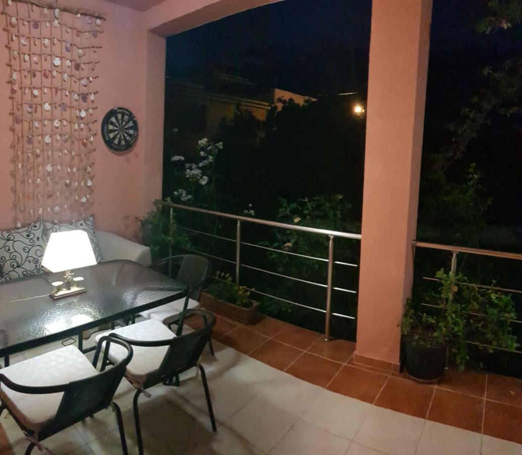 Villa Persik Утьеха Экстерьер фото